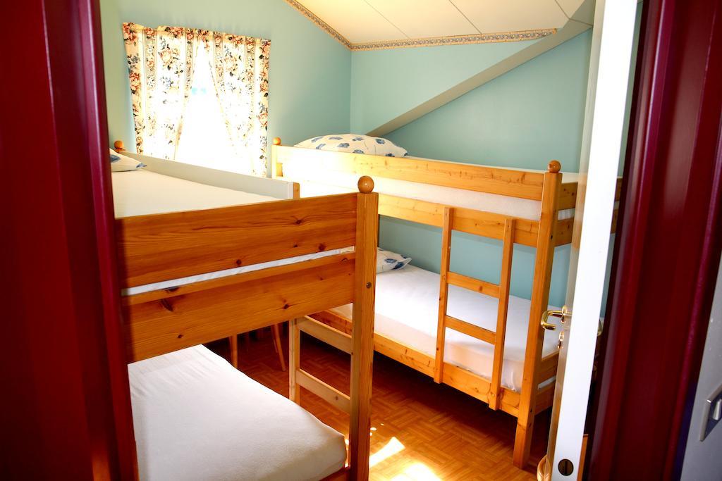 Korpudalur Hi Hostel Flateyri Quarto foto